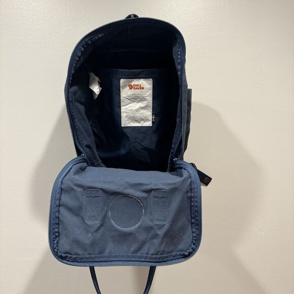 Fjallraven Kanken Classic Canvas Backpack Faded Deep Blue Unisex Travel School - Picture 7 of 16